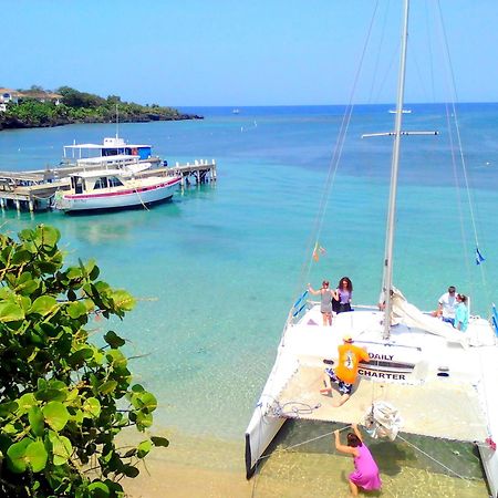 Acqua Di Mare Resort West Bay Exterior foto